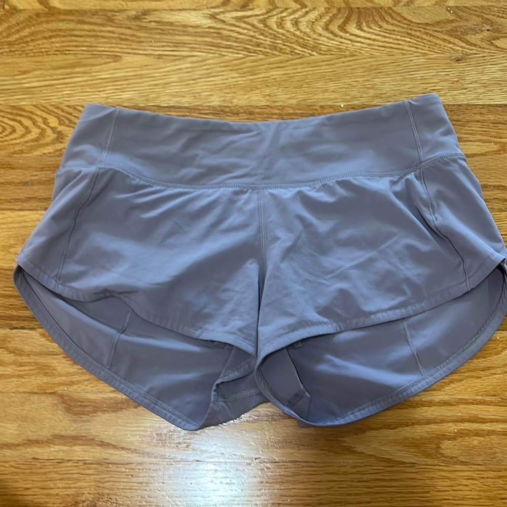 Lululemon 2.5” Speed Up Shorts